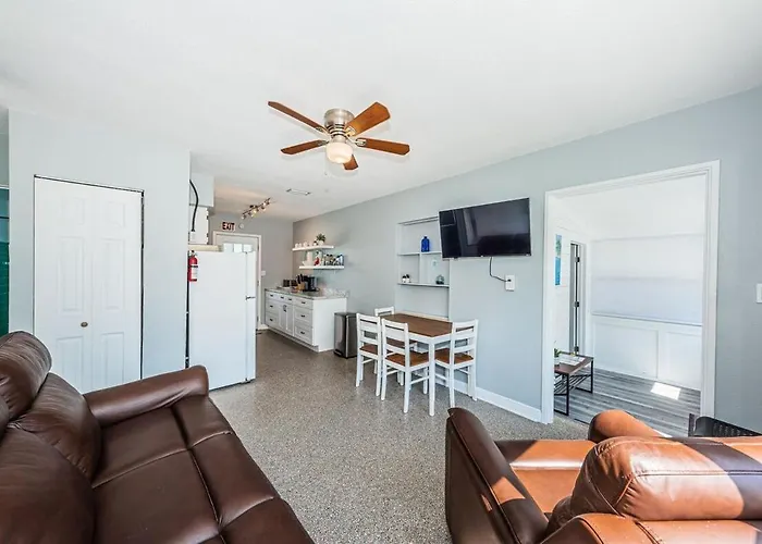 Ocean Breeze Duplex A Villa Clearwater Beach